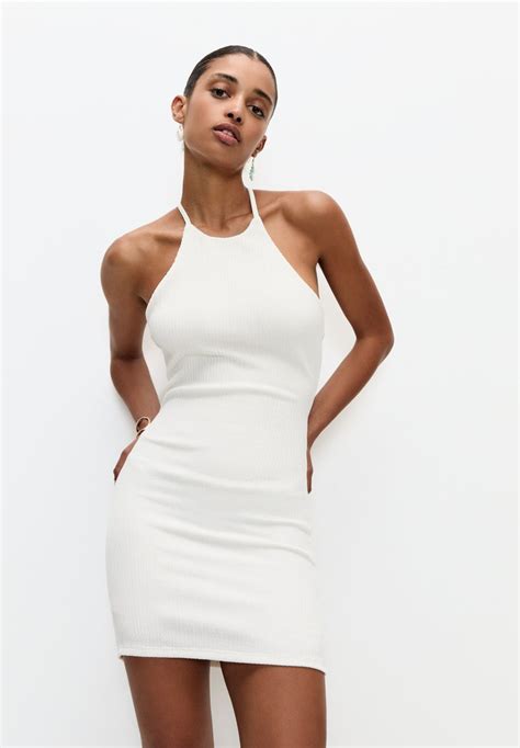 Pull And Bear Delivery