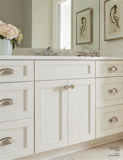 Pulls Cabinet Vanity