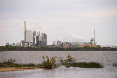 pulp mills on the river uruguay