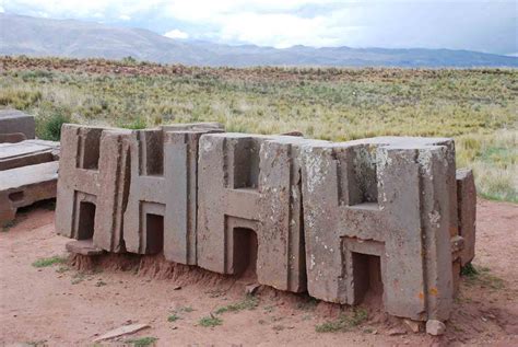 puma punku ruins