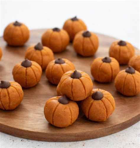 Decadent Pumpkin Cheesecake Truffles: A Sweet Treat for Autumn Delights