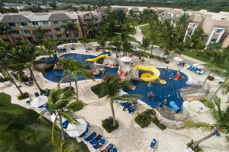punta cana hotels with water park