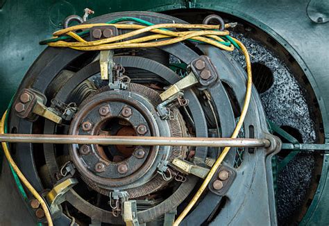 Purpose Of Brushes In Generator