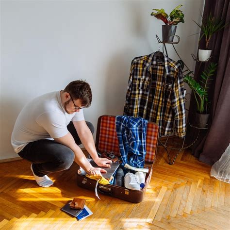 Put Clothes In A Bag