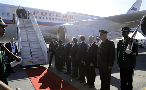 putin arrives in south africa