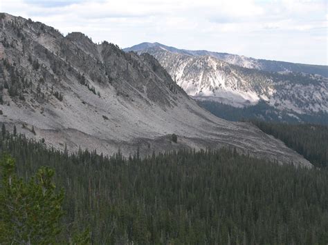 Pyramid Peak Elevation