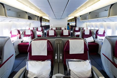qatar airways business class cabin