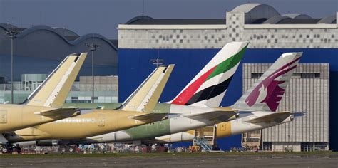 qatar airways compared to emirates