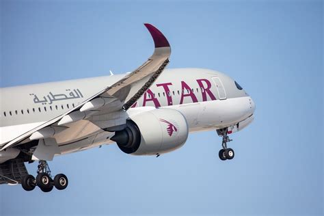 qatar airways flights for students