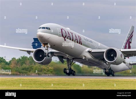 qatar airways manchester airport