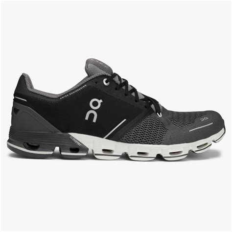 qc running shoes for men