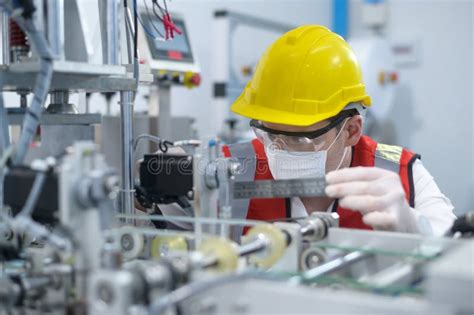 Ilustrasi quality control engineer