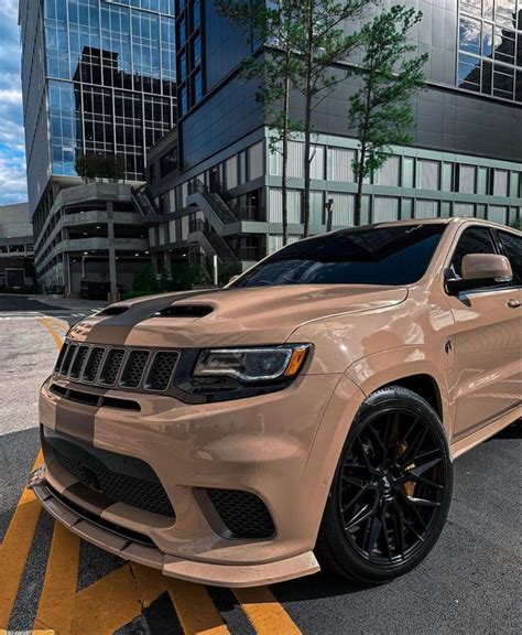 Quan Trackhawk Wrap