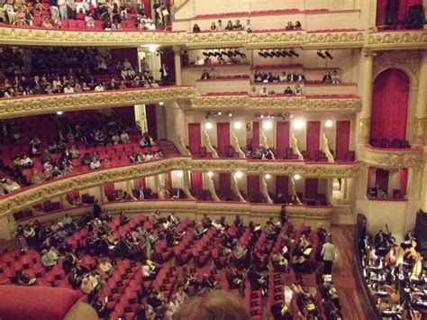 quanto custa ir ao teatro municipal