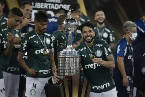 quantos libertadores o palmeiras tem