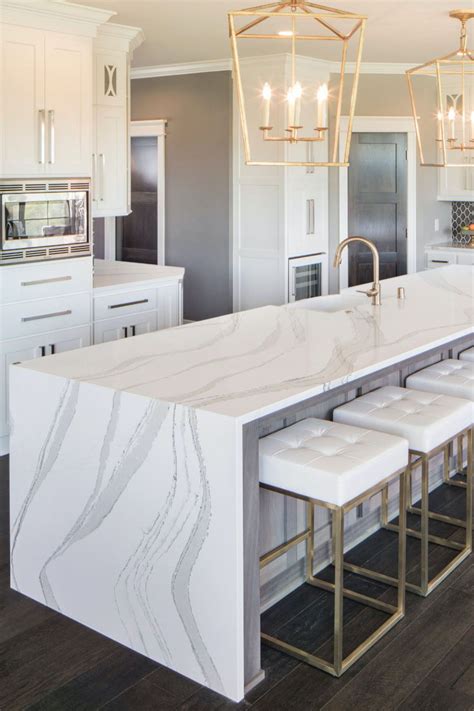 Quartz Island For Kitchen