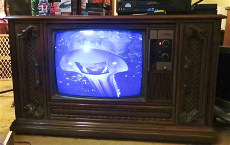 Quasar Console Tv