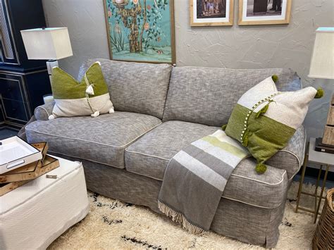 Quatrine Sofa