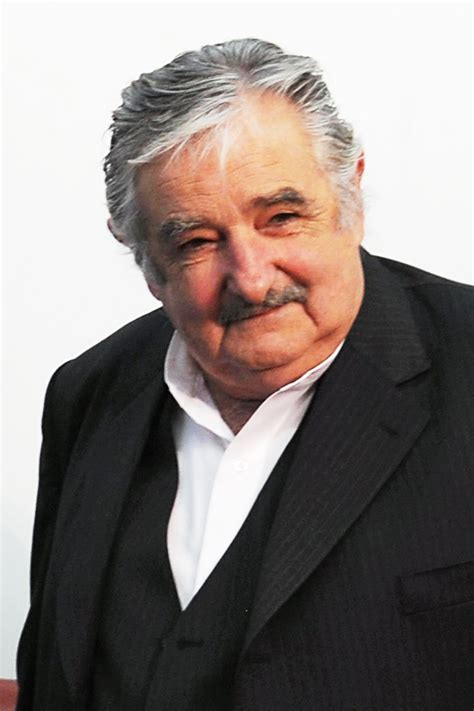 que hizo mujica como presidente