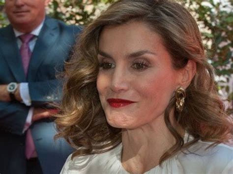 que le pasa a la reina letizia