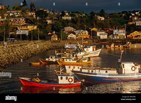 que puertos hay cerca de puerto montt