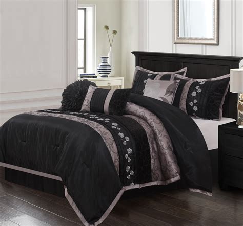 Queen Comforter Set In Black