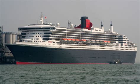queen mary 2 location and webcam