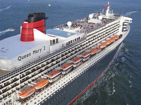 queen mary 2 maiden voyage destination