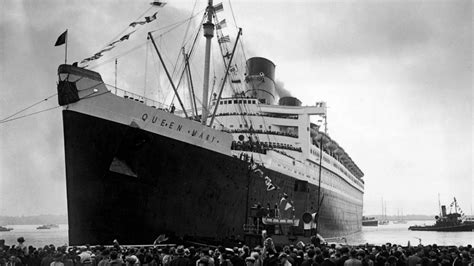queen mary first voyage