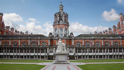 queen mary london llb honours college timings
