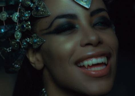 queen of the damned akasha fangs