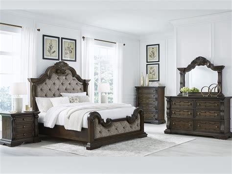 Queen Size Bedroom Set With Vanity