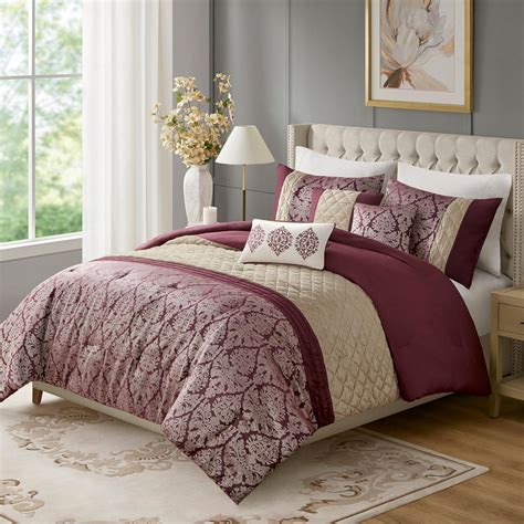 Queen Size Comforter Set