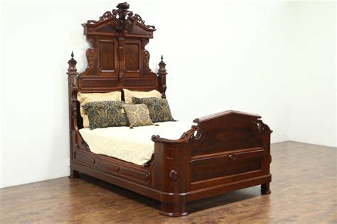 queen victoria bed 
