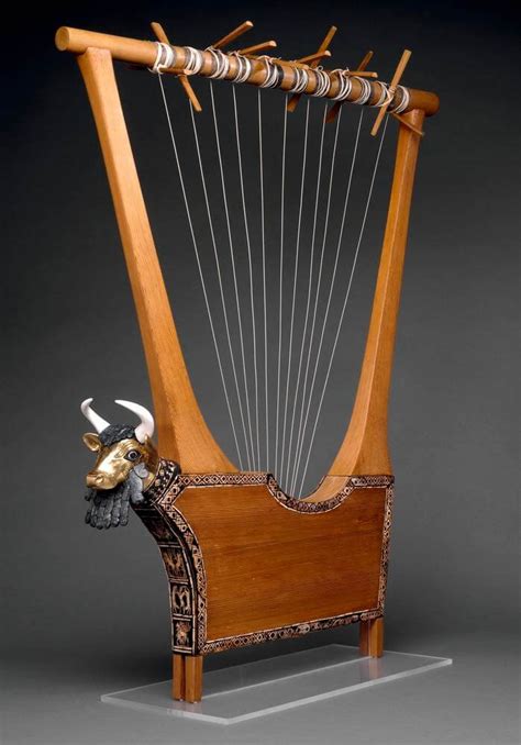 queens lyre