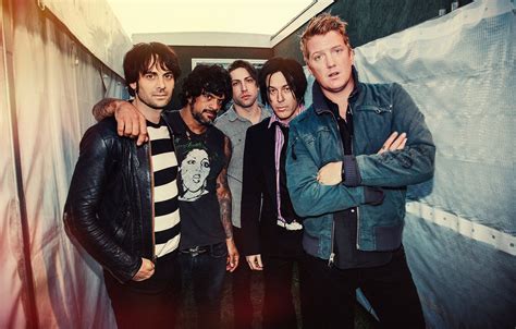 queens of the stone age members 2013