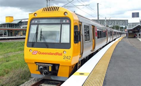 queensland country rail services