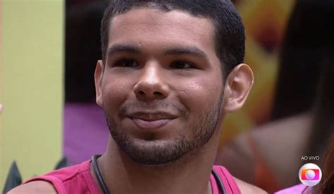 quem foi eliminado do bbb ontem 2015