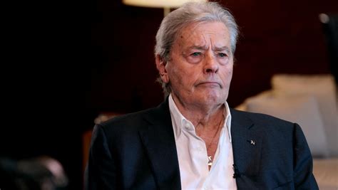 qui est la soeur d'alain delon