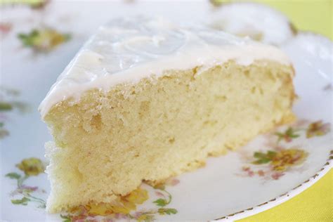 Easy Lemon Bundt Cake Recipe Moist lemon cake recipe, Lemon bundt cake recipe, Lemon cake recipe