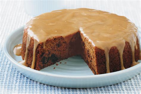 Date Cake Recipe (With Walnuts and Caramel Sauce) Amira's Pantry