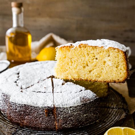 Quick Olive Oil Cake