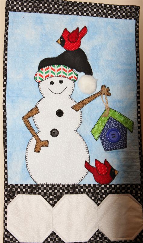 quilt wall hanging snowman