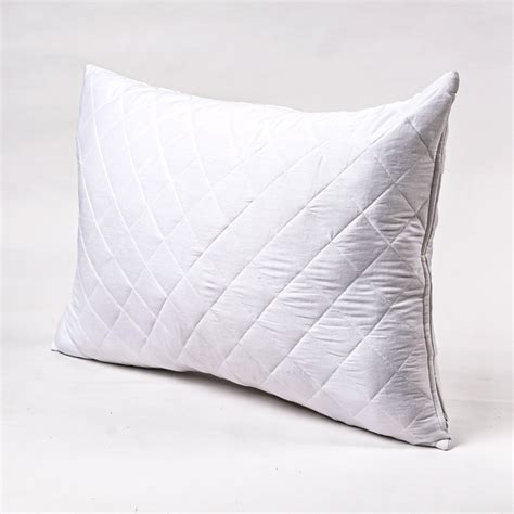 home.furnitureanddecorny.com:quilted pillow covers standard