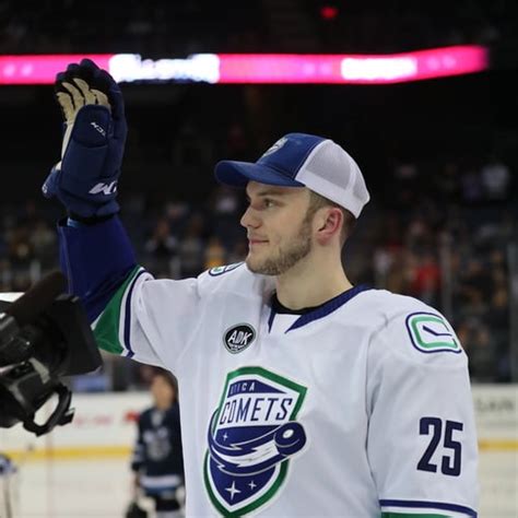 quinnipiac notable alumni