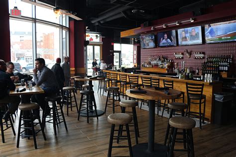 quinns on the corner