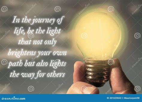 quotes-light-bulb