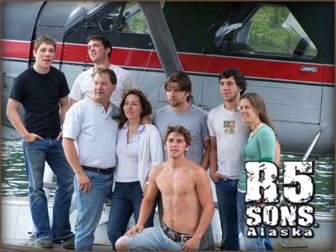 R5 Sons Season 02 Episode 06 When Horses Fly video Dailymotion