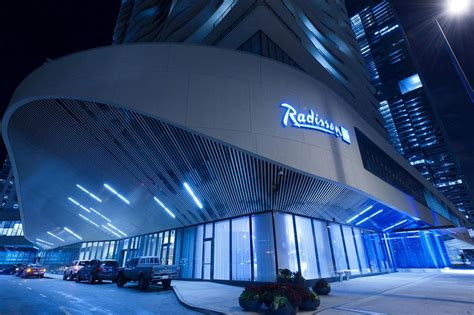 radisson blu aqua il