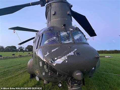 raf chinook helicopter crash